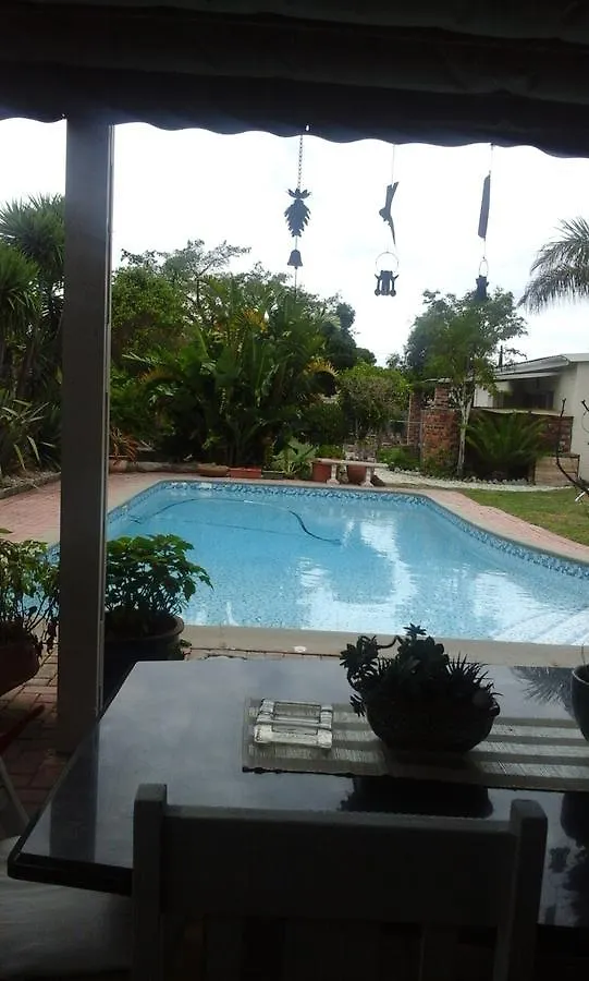The Garden Cottage On 140 Fordyce Port Elizabeth 0*,  South Africa